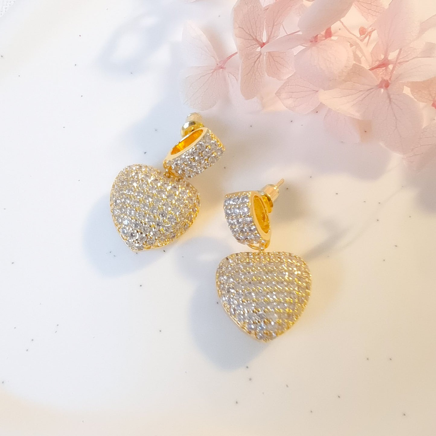 Zirconia Heart Studs | Statement Oorringen