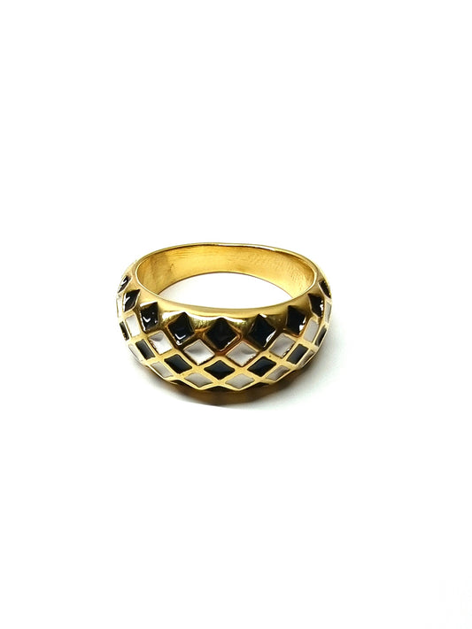 Ring – Black/White Checkered