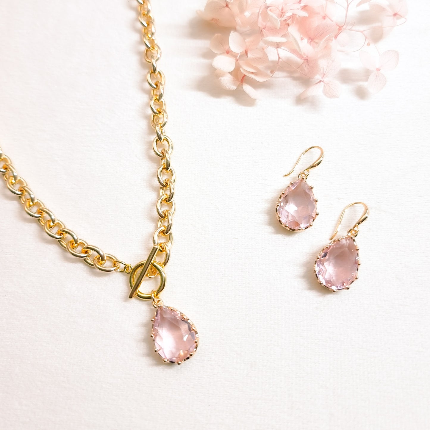 Ketting + Oorringen 24kt Verguld | Pink Stone